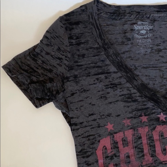 V neck Chicago bulls shirt - Picture 4 of 6